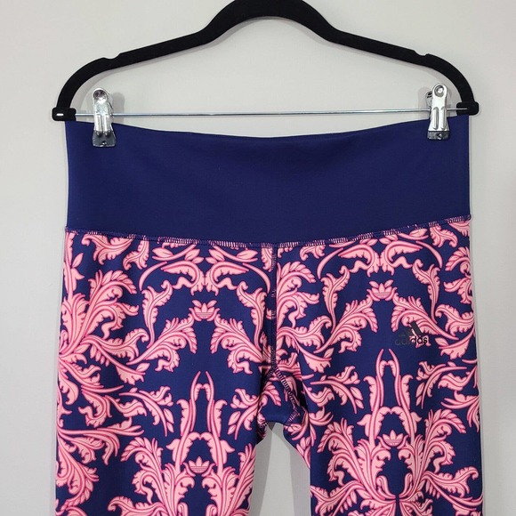 Stylish Pink and Blue Patterned Women's Leggings - Picture 3 of 10